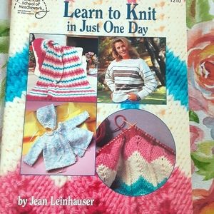 Learn to knit in one day booklet